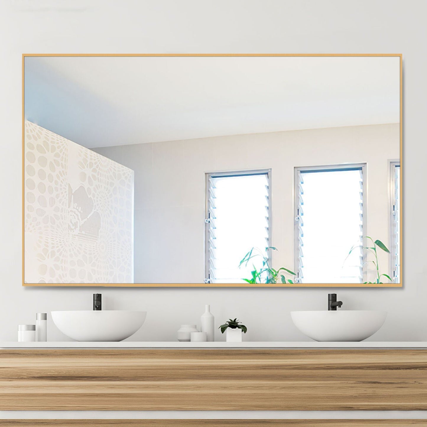 Modern Bathroom / Vanity Mirror